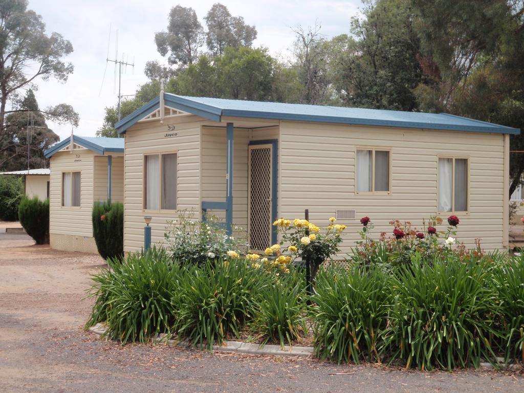 Cowra Holiday Park Phòng bức ảnh