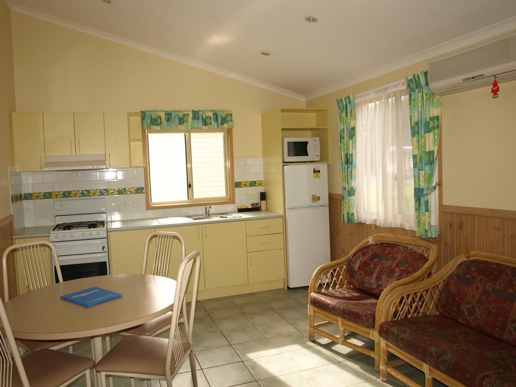 Cowra Holiday Park Phòng bức ảnh